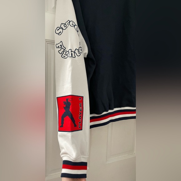 Ultra Rare Street Fighter Varsity Bomber - Medium - Picture 5 of 6